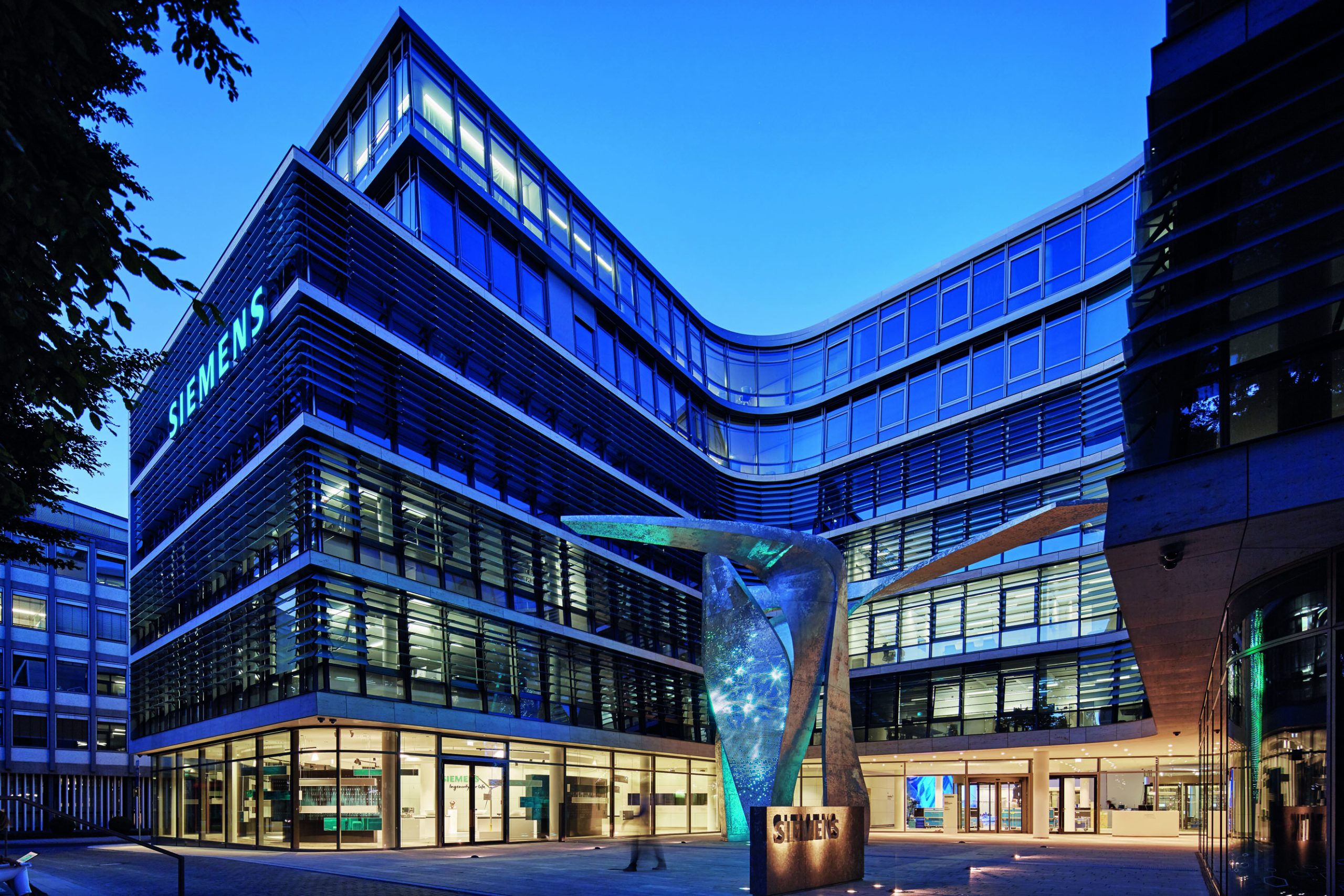 Siemens Konzernzentrale: Showroom für moderne Glastechnologie